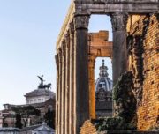 IL TEMPIO DI ANTONINO E FAUSTINA