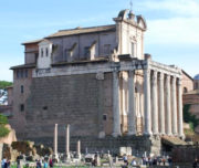 IL TEMPIO DI ANTONINO E FAUSTINA